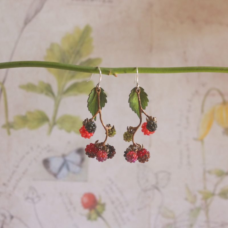 Vintage Handmade Beaded Raspberry Earrings - Image 7